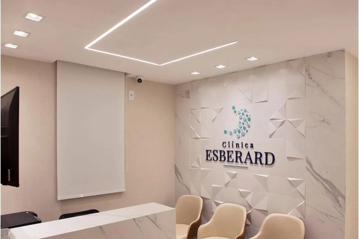 Recepção da Clínica Esberard, em Icaraí, Niterói